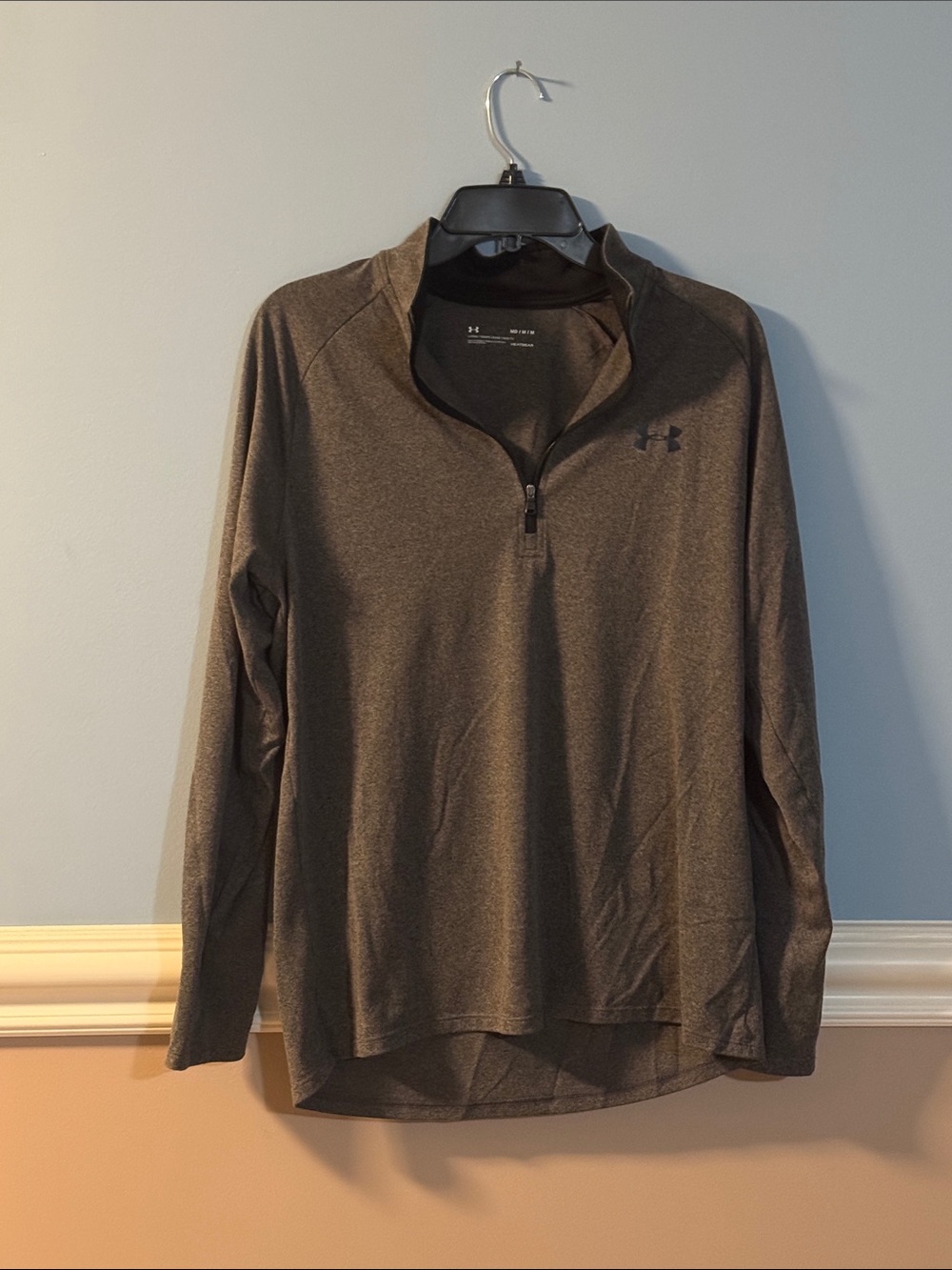Under Armour heatgear Men's dark heather grey 1/4 Zip Pullover